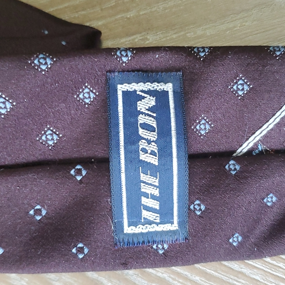 Vintage 1970's brown ship necktie - Picture 4 of 4
